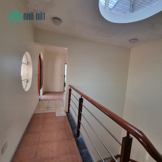 Bán ngôi nhà 96m2 phố Âu Cơ, Tây Hồ Chủ tự xây 6 ngủ Ô tô phi 10m 10.2 Tỷ