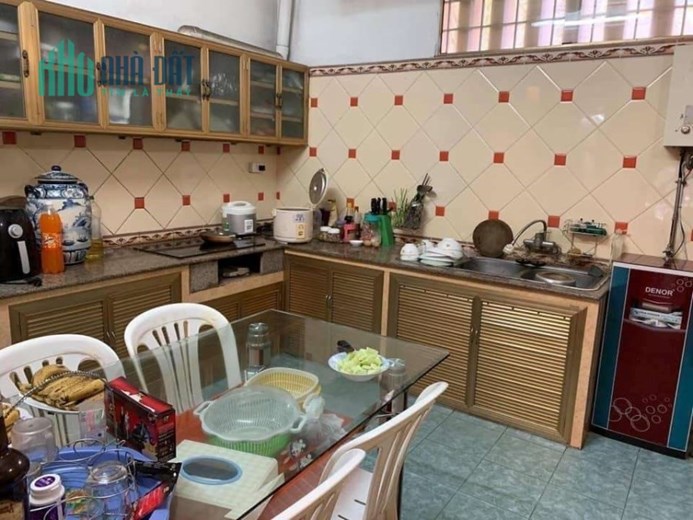 Nhà phố Nguyễn Sơn, vỉa hè oto tránh đỗ, kinh doanh nhộn nhịp, 92m2x5t, mặt: 5m, 16 tỷ