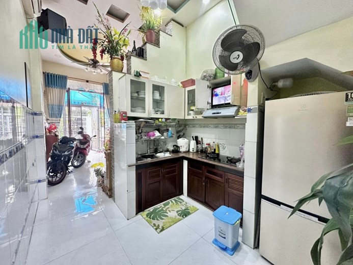 Bán Nhà Hẻm 688 Hương Lộ 2, Bình Trị Đông A, Bình Tân, Nhà 96m2 x 4 Tầng, Hẻm 6m, Thêm 3 PCT, Giá