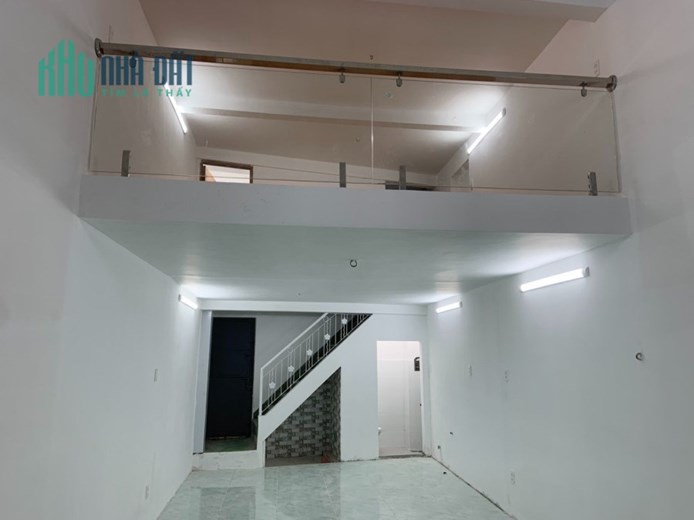Chính Chủ Cần Bán Gấp Căn Nhà 2 MẶT TIỀN Tại Lê Văn Sỹ, Quận 3, TPHCM