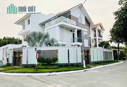 Chính chủ bán căn nhà biệt thự đẹp lung linh