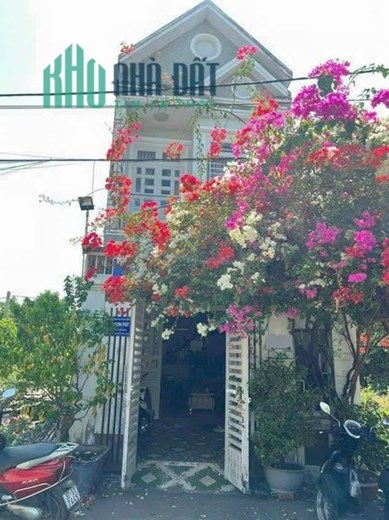 Bán nhà quận 9 giá rẻ,Dt 62m, 2 lầu, giá 3.99 tỷ lh 0933660119