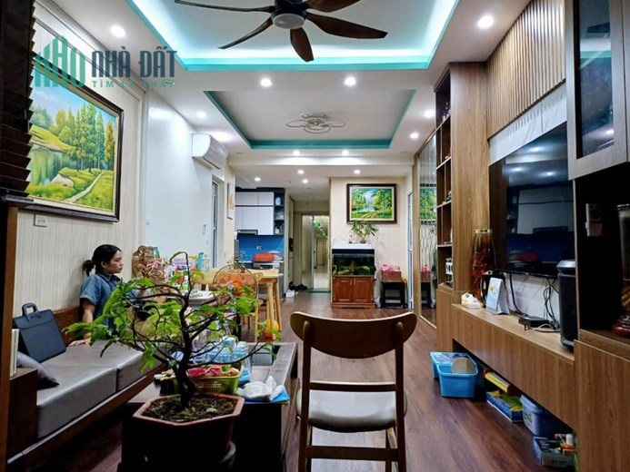 Chung cư N01 Yên Hòa, 80m2, tầng thấp, 3.1 tỷ