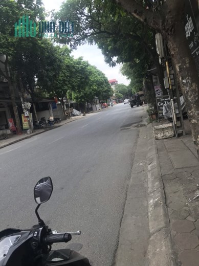 Chỉ 2,85 tỷ có căn nhà 3 tầng mới đẹp long lanh mặt tiền khủng có sân để xe ô tô, Vân Trì, Đông Anh.