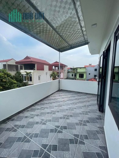 Chỉ 2,85 tỷ có căn nhà 3 tầng mới đẹp long lanh mặt tiền khủng có sân để xe ô tô, Vân Trì, Đông Anh.