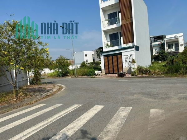 Chính chủ bán lô đất đường 8 Long Phước 1.7 tỷ LH 0933660119 Hoài Q9