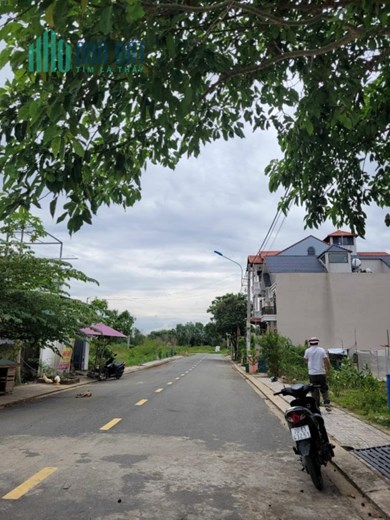 Chính chủ bán lô đất đường 8 Long Phước 1.7 tỷ LH 0933660119 Hoài Q9