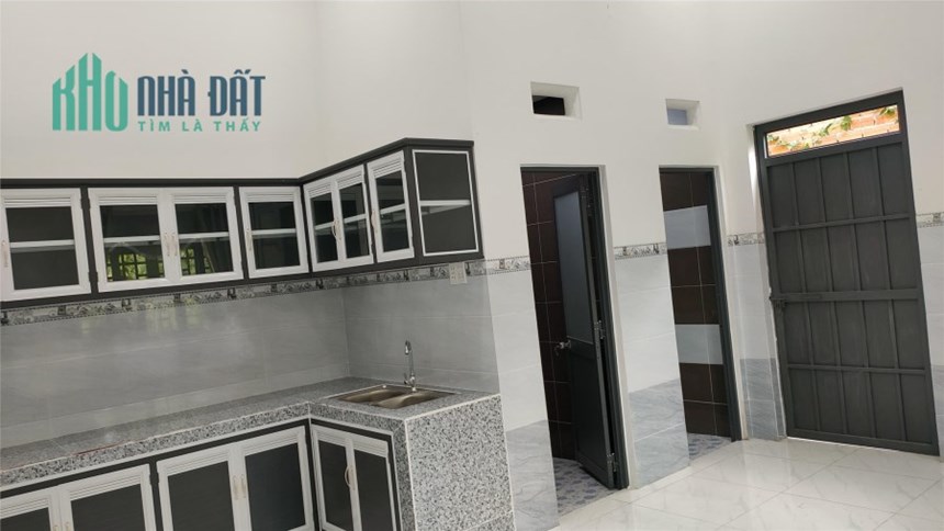 Bán nhà gần điểm du lịch Chùa Toà Thánh, gần TP Tây Ninh