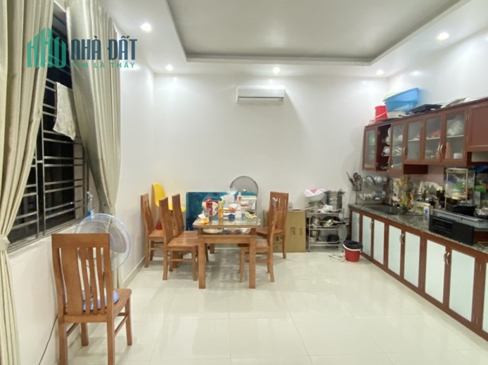 CT Cho thuê nhà mặt đường 3 tầng 80M Giá 10 tr gần chợ lũng Hoa Đằng Hải