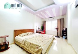 Bán nhà phố Dư Hàng - Lê Chân, diện tích 60m 3 tầng, GIÁ 2.5 tỉ độc lập, sân cổng riêng
