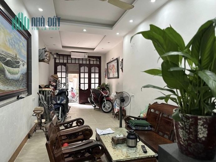 Bán nhà mặt ngõ Vương Thừa Vũ 52m2, 4T làm công ty, văn phòng nhỉnh 12 tỷ