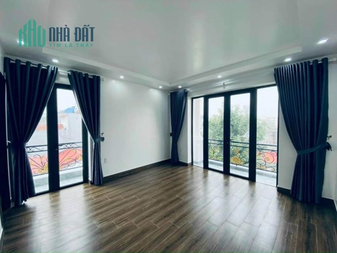 Bán nhà mặt đường tuyến 2 Quán Nam, diện tích 80m 4 tầng lô góc, thang máy, GIÁ 8.5 tỉ