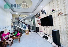 HXH 15m ra MT Đặng Minh Trứ P10 Tân Bình 46m (4 x12) 3 Tầng Vuông A4.