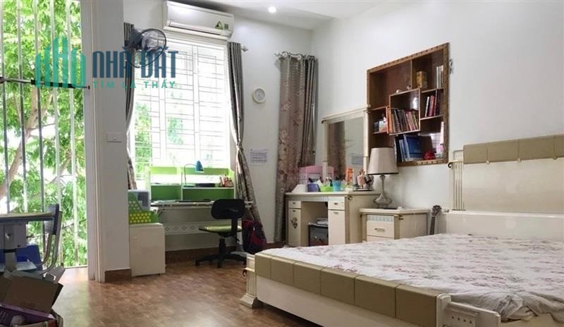Bán nhà gốc dân mặt đường tuyến 2 Quán Nam, kinh doanh cực đẹp, 90m 4 tầng, GIÁ 6.99 tỉ