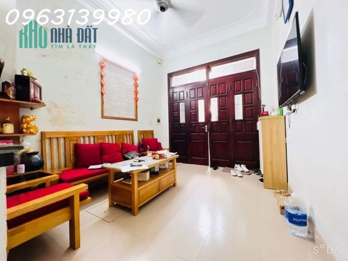 CC BÁN NHÀ GIẢI PHÓNG, GIÁP BÁT. SÁT MẶT PHỐ, KINH DOANH ONL  DT 39M × 4,5 T CHỈ HƠN 3 TỶ