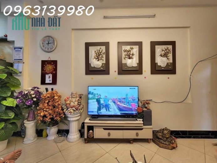 CC BÁN NHÀ GIẢI PHÓNG, GIÁP BÁT. SÁT MẶT PHỐ, KINH DOANH ONL  DT 39M × 4,5 T CHỈ HƠN 3 TỶ