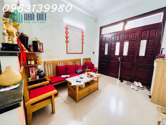 CC BÁN NHÀ GIẢI PHÓNG, GIÁP BÁT. SÁT MẶT PHỐ, KINH DOANH ONL  DT 39M × 4,5 T CHỈ HƠN 3 TỶ