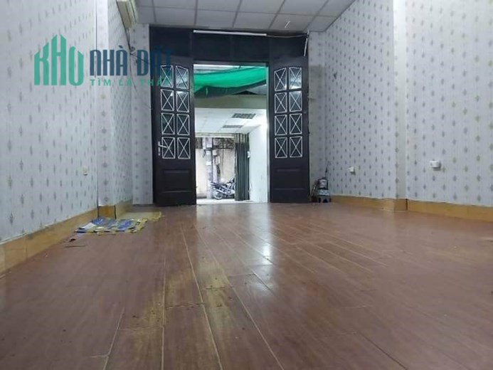 Cho thuê nhà nguyên căn, hộ gia đình, KD online, 70m2, 4T, 3N, đủ công năng, Nguyễn Phong Sắc.