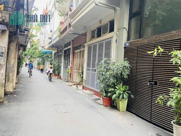 BÁN NHÀ ĐẸP, VIEW HỒ TÂY - PHÂN LÔ Ô TÔ ĐỖ CỬA - 2 THOÁNG - SỔ ĐẸP.