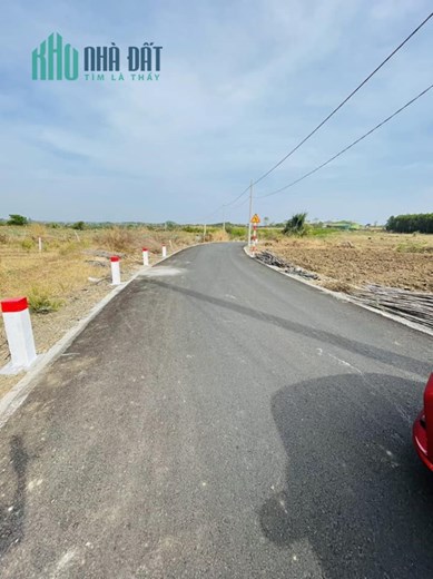 CÂN TIỀN NÊN BÁN LỖ 1 SÀO ĐẤT SUỐI RAO NẰM GẦN KHU DU LỊCH SINH THÁI ĐANG TRIỂN KHAI.