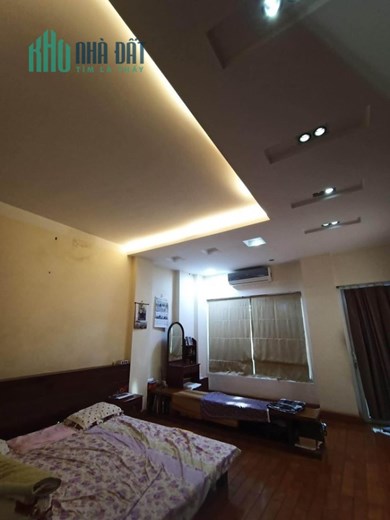 Bán Nhà 4 Tầng MT HXH Oto Ngủ Trong Nhà - Cách MT Bùi Văn Ba Vài Mét Quận 7 - Khu Chế Xuất