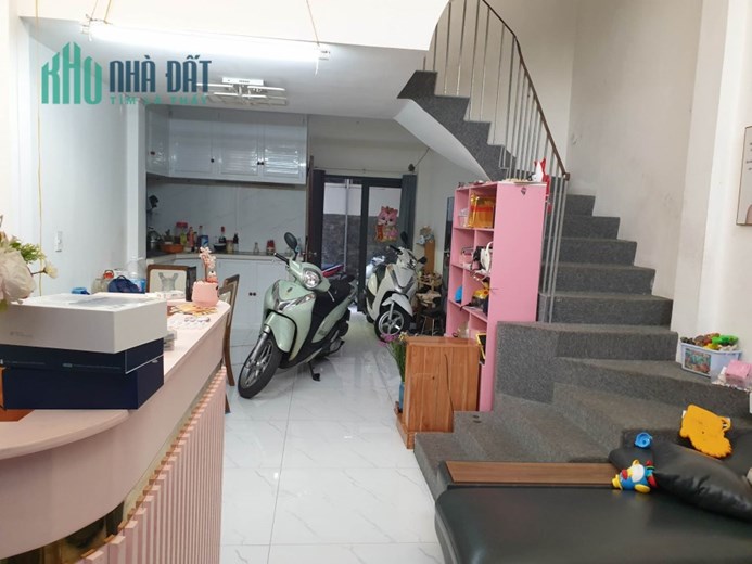 NGỘP BANK - GẤP BÁN NHÀ VĨNH VIỄN QUẬN 10 - 4 TẦNG - CHỈ 6 TỶ xxx - Dòng tiền gần 200 triệu.năm