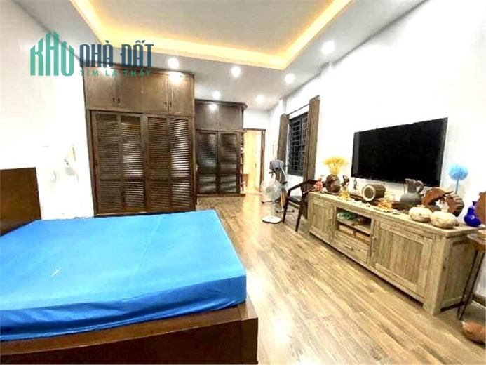 Bán nhà Nguyễn Văn Cừ, Long Biên. 77m, mt: 4,7. Nhỉnh 6 tỷ.