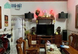 Bán nhà 3 tầng hẻm ô tô tránh, sổ riêng hoàn công Lã Xuân Oai quận 9. Chỉ 4 tỷ