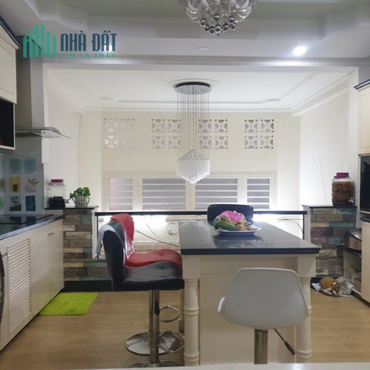 Đi Nhật bán nhà phường 14 Quận 10 38m2- 4 tầng HXH gần chung cư Xi Grand chỉ 6 tỷ 8