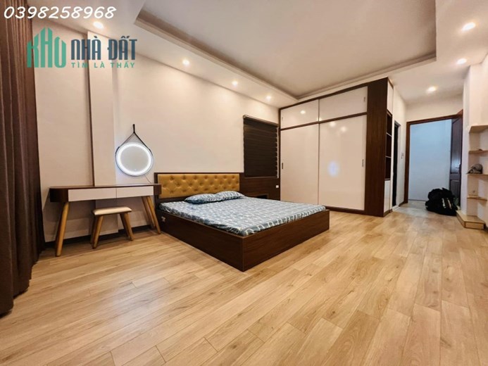 BÁN NHÀ HÀO NAM, 35m2x 4T, MT 4.5m, Ô TÔ ĐỖ CỬA, KINH DOANH, CHỈ HƠN 4 TỶ