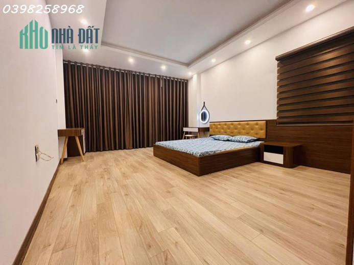 BÁN NHÀ HÀO NAM, 35m2x 4T, MT 4.5m, Ô TÔ ĐỖ CỬA, KINH DOANH, CHỈ HƠN 4 TỶ