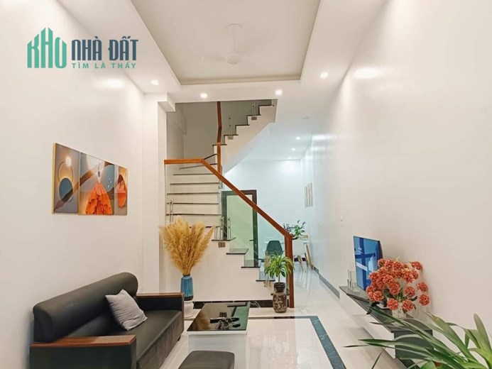 Vạn Phúc dân xây phân lô 5 tầng 8 tỷ
-	Nằm ngay sau chân Himlam