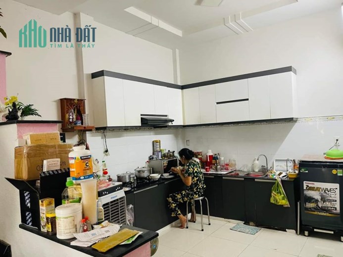 Bán Nhà Mặt Tiền Kinh Doanh Trường Chinh, Tân Bình, 121m2, 3 Tầng Mới, Nở Hậu, Nhỉnh 18 Tỷ