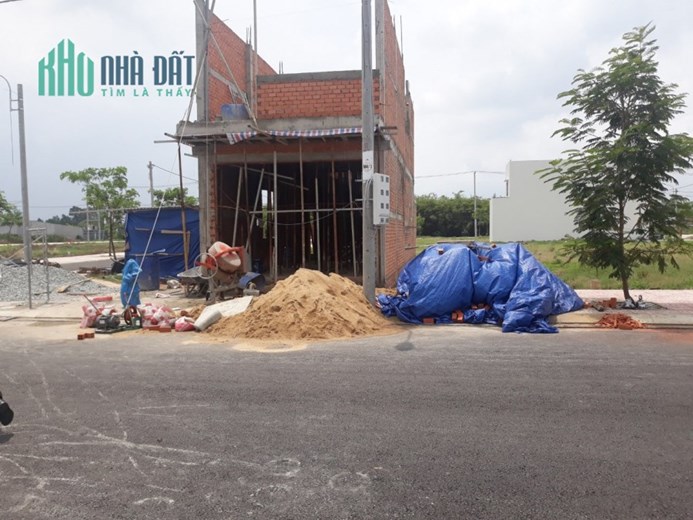 đất khu dân cư làng sen giảm 500 triệu còn 850 triệu/100m2, full thổ cư