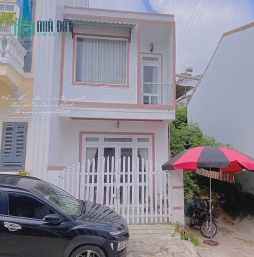 Bán nhà 65m2 Sổ riêng xây dựng đường Nguyễn Trung Trực, P3, Đà Lạt