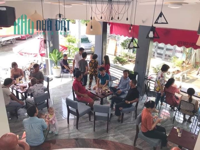 TOÀ GÓC VĂN PHÒNG CAFÉ  GIÁ NHỈNH 8 TỶ