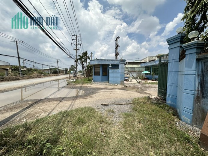 Cho thuê 20.000m2 đất ở Bình Chánh, HCM. Gần KCN Lê Minh Xuân