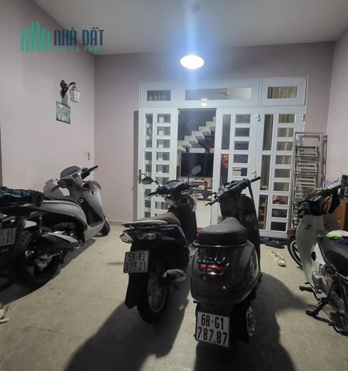 Gấp bán nhà 100m2 - 3 tầng xe hơi vào nhà - Nguyễn Thái Sơn - P5 - Gò Vấp