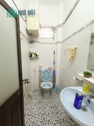 Bán nhà hẻm rộng đường Vĩnh Viễn Quận 10 xây 3 tầng BTCT giá 4.35 tỷ TL