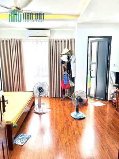 Bán nhà Lê Thanh Nghị, Hai Bà Trưng, ngõ to rộng nông, cách 1 nhà ra phố, nhà đẹp ở ngay, hiếm bán,