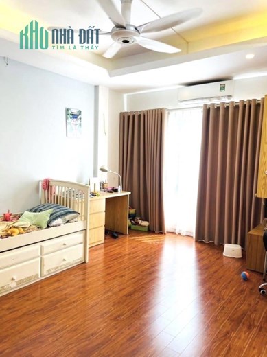 Bán nhà Lê Thanh Nghị, Hai Bà Trưng, ngõ to rộng nông, cách 1 nhà ra phố, nhà đẹp ở ngay, hiếm bán,