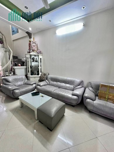 Bán nhà Trương Định lô góc thoáng trước sau, ngõ rộng, vài bước ra mặt phố, DT35m2, giá 3.4 tỷ.