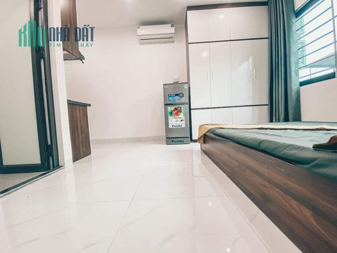 nhà CẦN BÁN GẤP CCMN PHẠM VĂN ĐỒNG - TỪ LIÊM, 7T, 21P FULL NỘI THẤT, DÒNG TIỀN 1.3 TỶ/ NĂM

-Cách