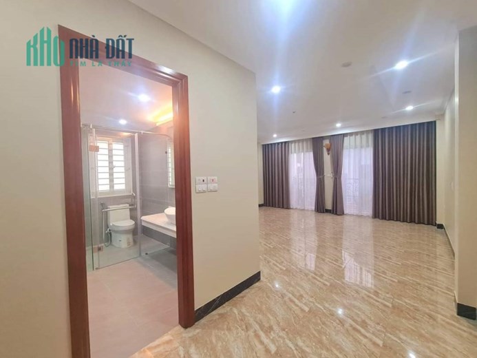BÁN NHÀ 7 TẦNG BỒ ĐỀ THIẾT KẾ THÔNG SÀN THANG MÁY GARA Ô TÔ NGÕ THÔNG KINH DOANH - VĂN PHÒNG