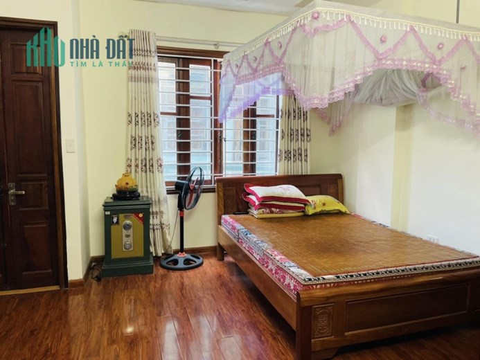BÁN GẤP LÔ GÓC 2 MẶT TIỀN - KINH DOANH THOẢI MÁI - GARA Ô TÔ - DÂN CƯ ĐÔNG ĐÚC - MT 5M