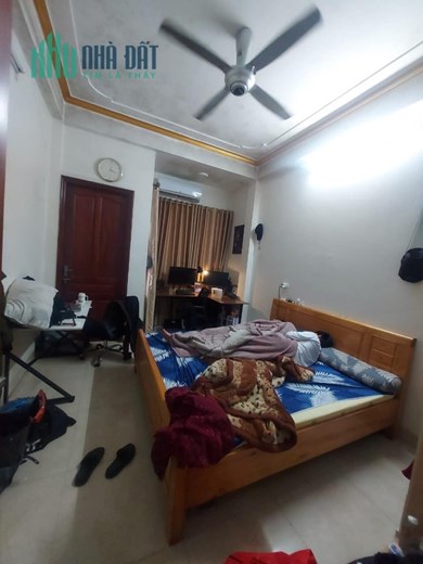 Nhà Minh khai, 5 tầng đẹp ở ngay, ngõ nông thoáng, DT 46m2, giá 3.7 tỷ.