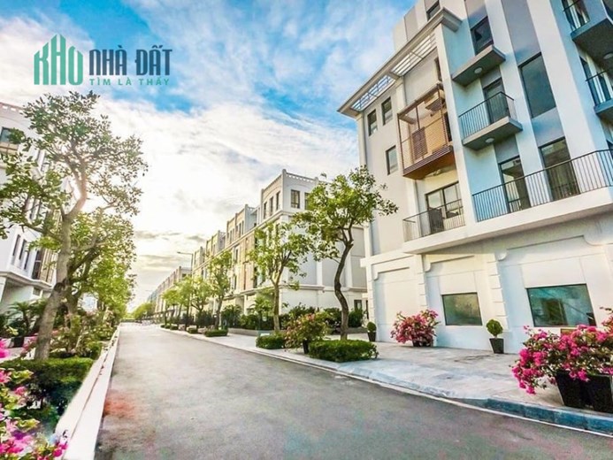 Shophouse The Manor Central Park Nguyễn Xiển, 75m2, 30 tỷ