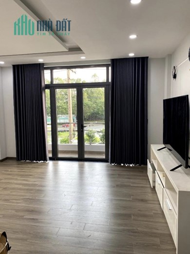 NHÀ 2 TẦNG, TRUNG TÂM QUẬN 7, LỘ Ô TÔ, 7X15M, 8 TỶ