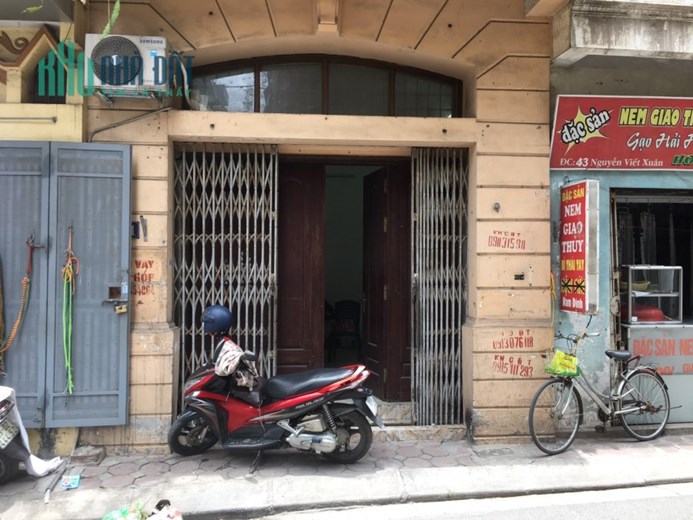 Chính chủ cho thuê 1 gian mặt phố 41 Nguyễn Viết Xuân, Thanh Xuân Hà Nội.