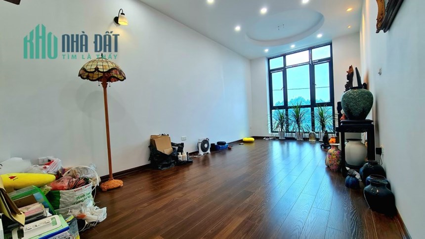 Nhà Đẹp Nguyễn Xiển - Thanh Xuân 31,3m x 5 tầng giá chỉ 3.15 tỷ